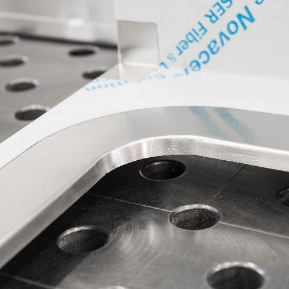 Bordo vasca inox saldato e spazzolato